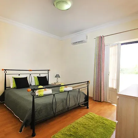 Apartman Paphos By Algarve Vacation *