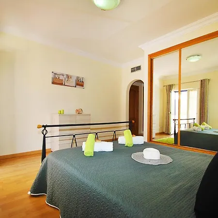 Apartman Paphos By Algarve Vacation