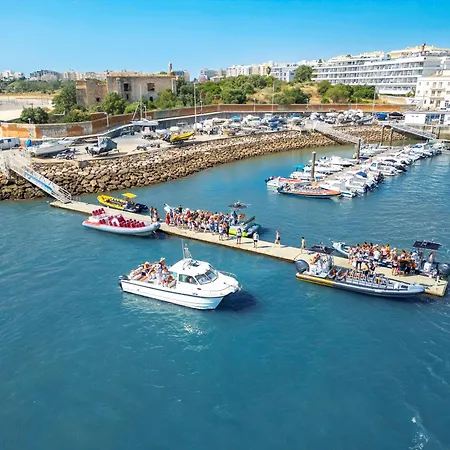 Paphos By Algarve Vacation 아파트